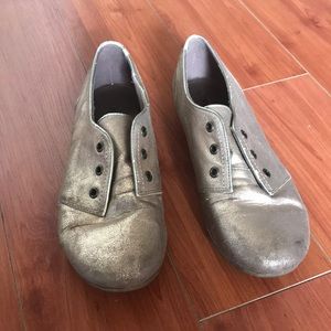 Gold shoes